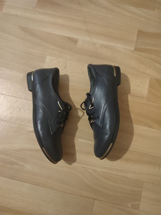 Продам туфли натуральная кожа женская весна -осень р 36