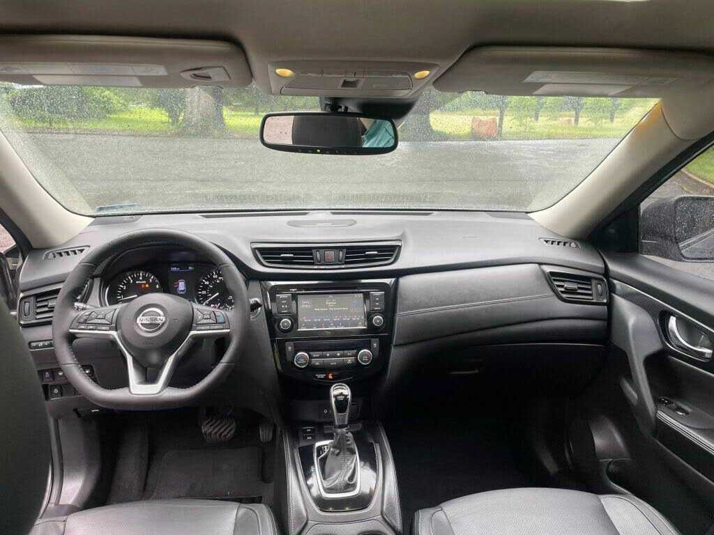2020 Nissan Rogue SL