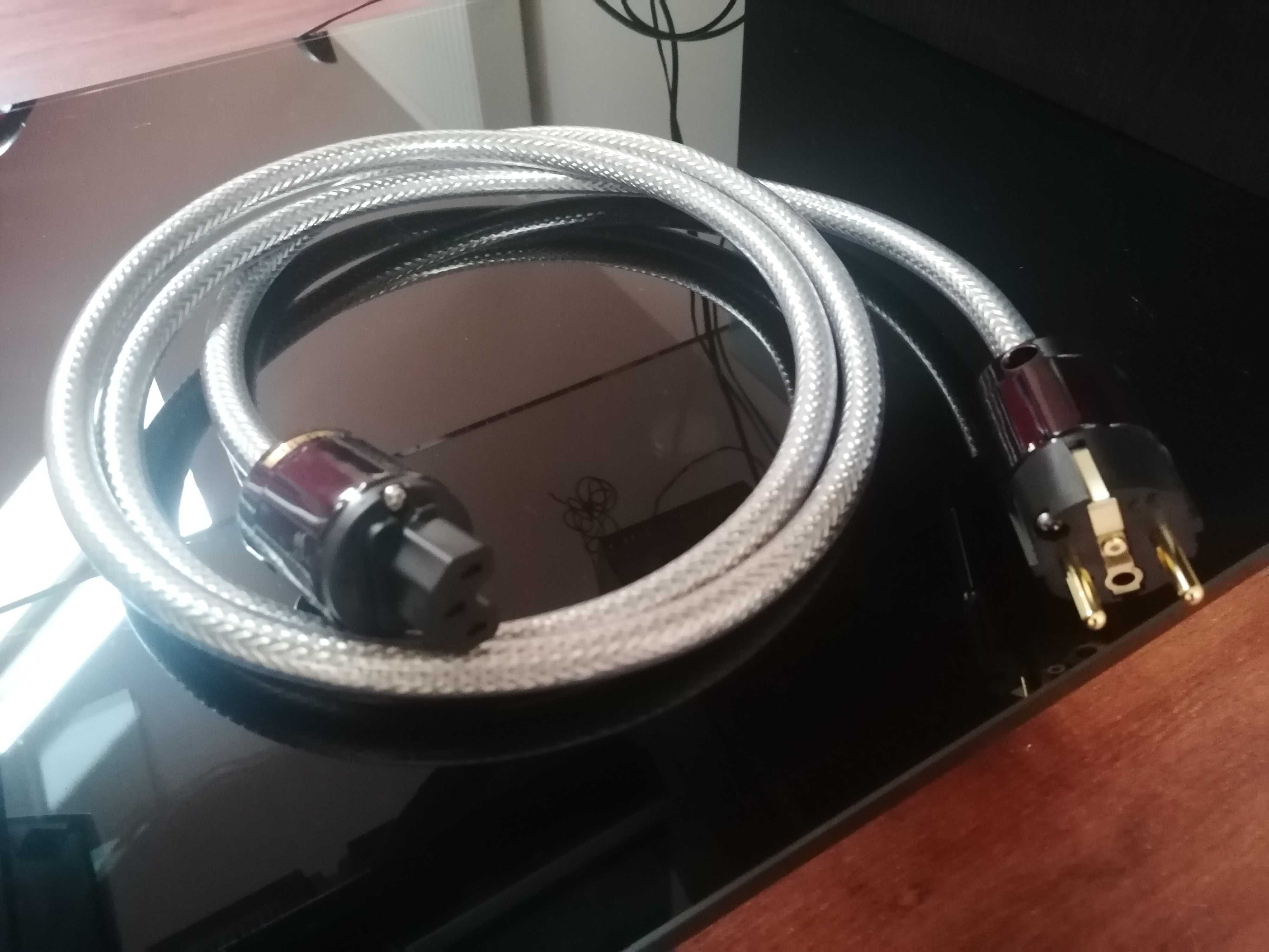 Kabel zasilający audio ekranowany