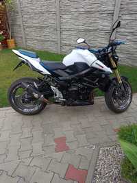 Motor Suzuki GSR 750