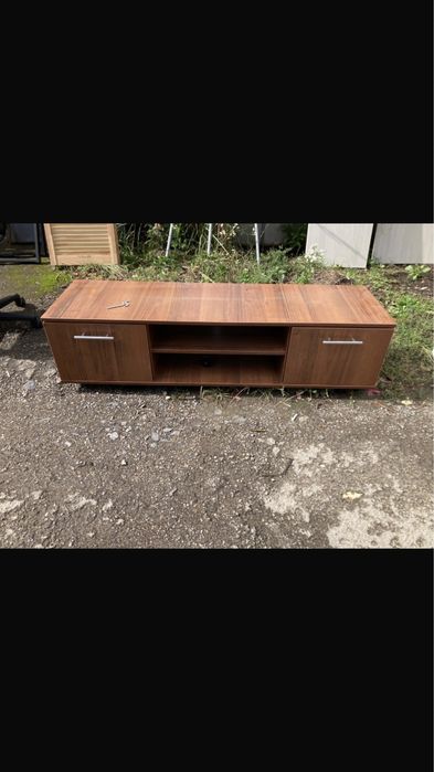 Тумба під телевізор