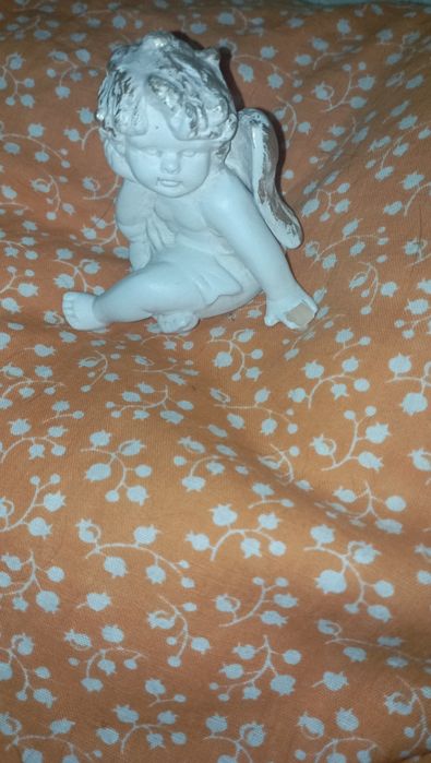 Статуетки, фігурки Ангел