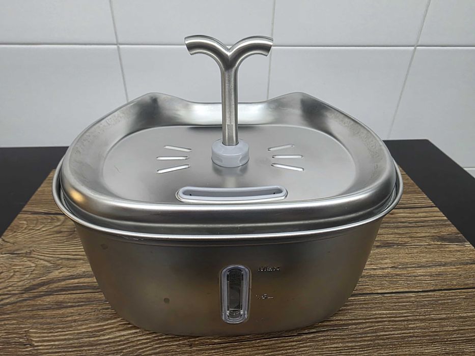 Fonte de água KITTO em aço inoxidável