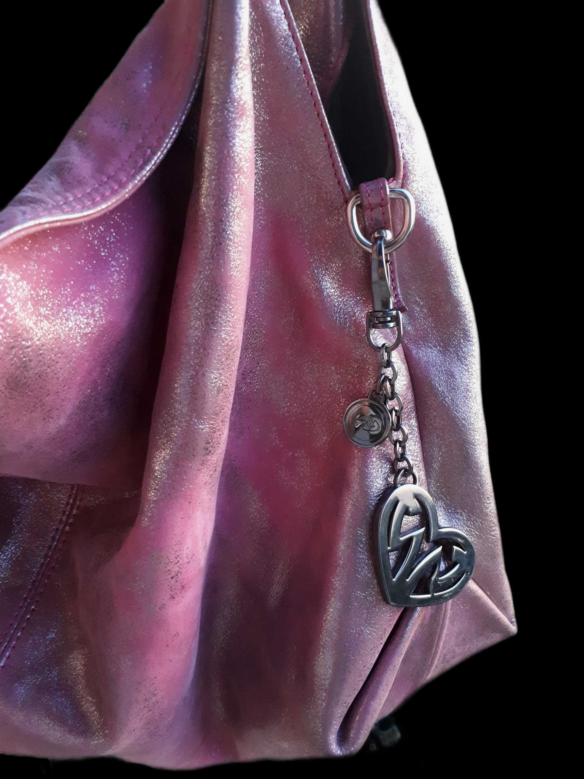 Фирменный брелок украшение на сумку подвеска сердце — Axel Германия