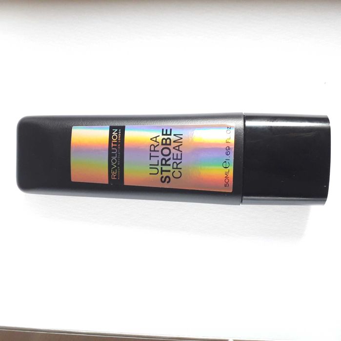 Makeup Revolution Ultra Strobe Cream