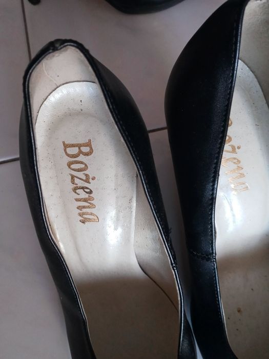 Czylenka czarne obcas Bozena wsuwane 37