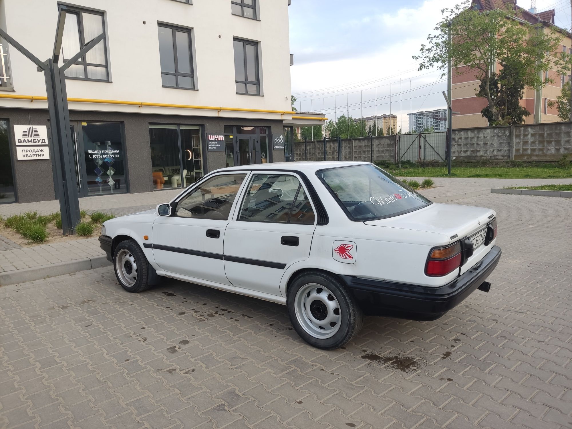 Продам авто Toyota Corolla E90 1992