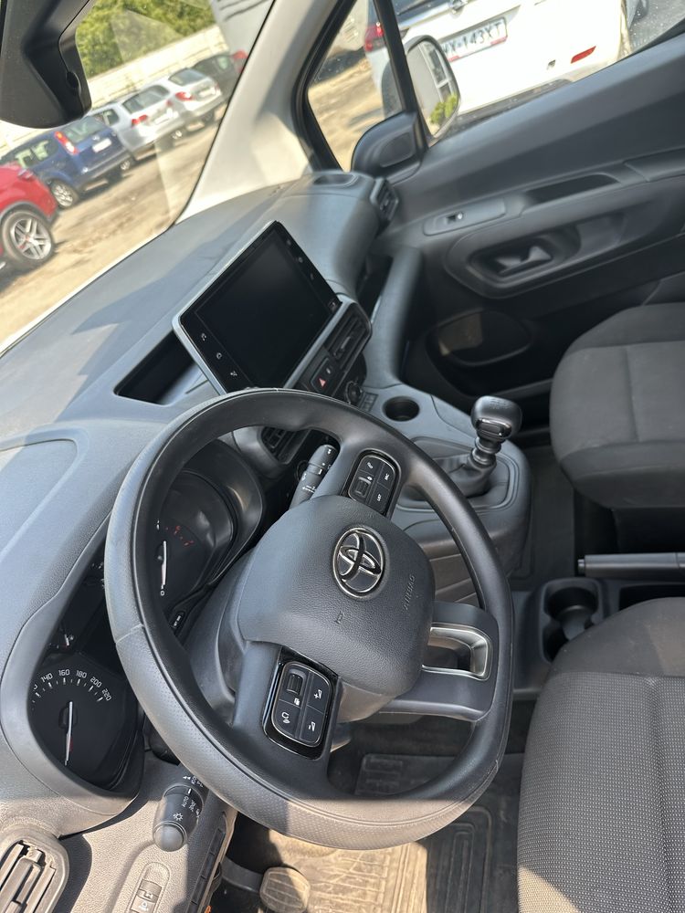 Toyota Proace Chłodnia Salon Polska Przebieg 30tyś Jak Nowa