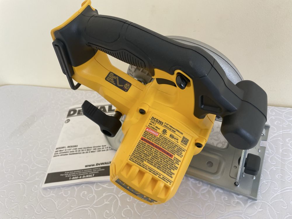 Dewalt DCS393/акумуляторна дискова пила по дереву деволт