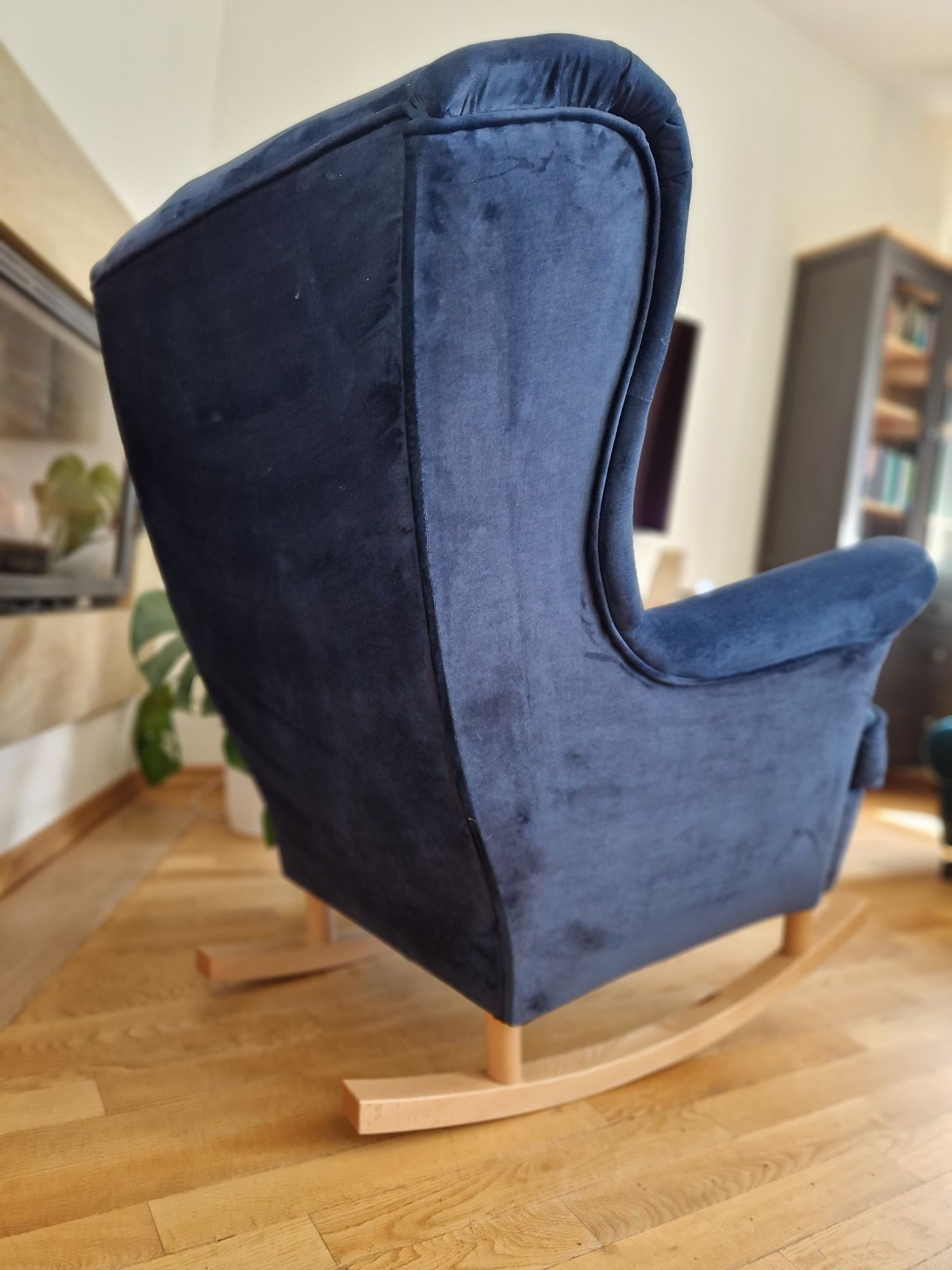 Fotel skandynawski bujany uszak Monolith