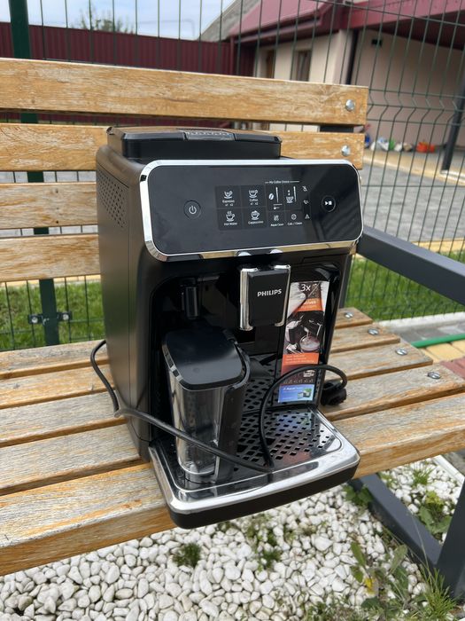 Кавомашина Philips LatteGo