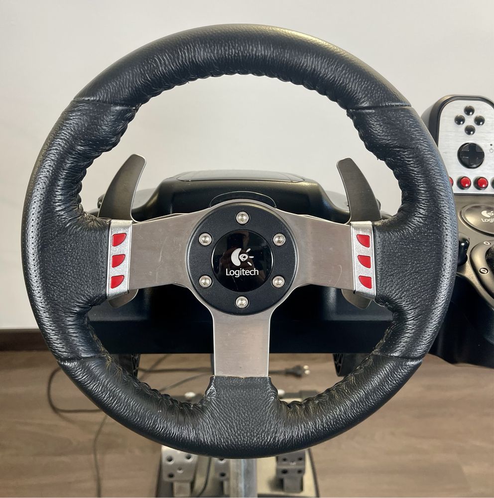 Logitech G27 + Wheelstand Pro Volante Gaming Racing Simulation