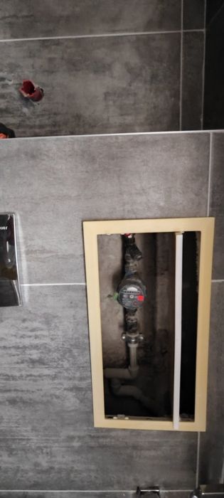 2 ком. квартира , Титова, Строителей, ремонт. 40000 $ vv