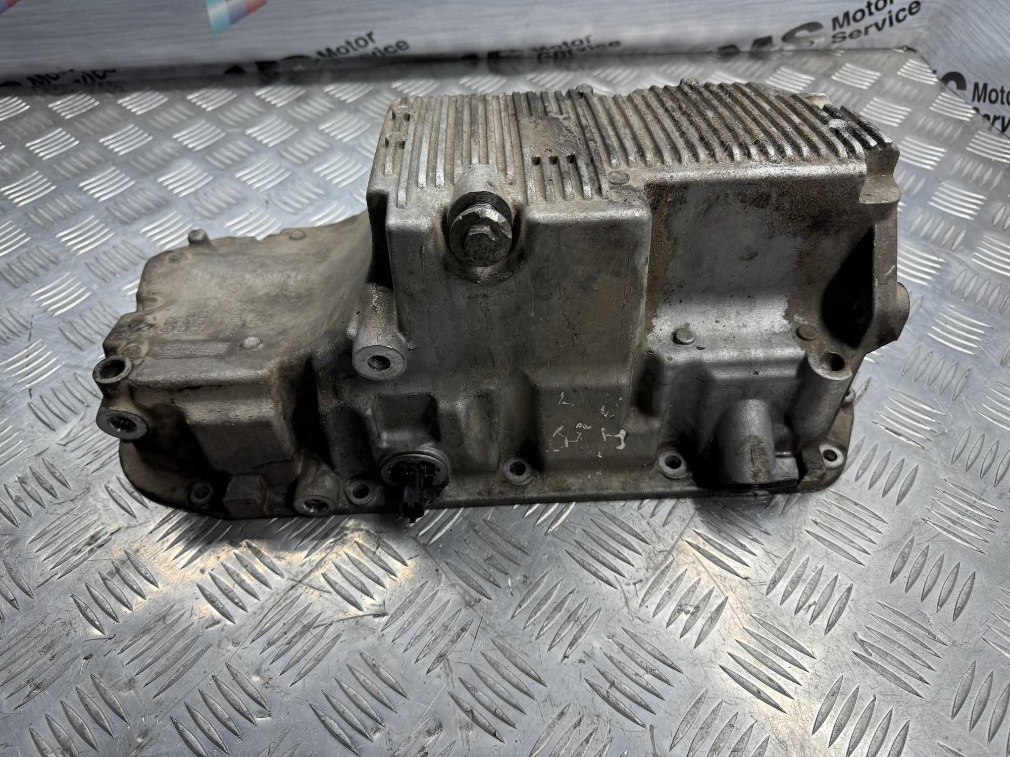 Масляный поддон 2.0cdti Opel Insignia 55575128