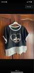 Camisola manga cirts com aplicscao linha branco brilhante