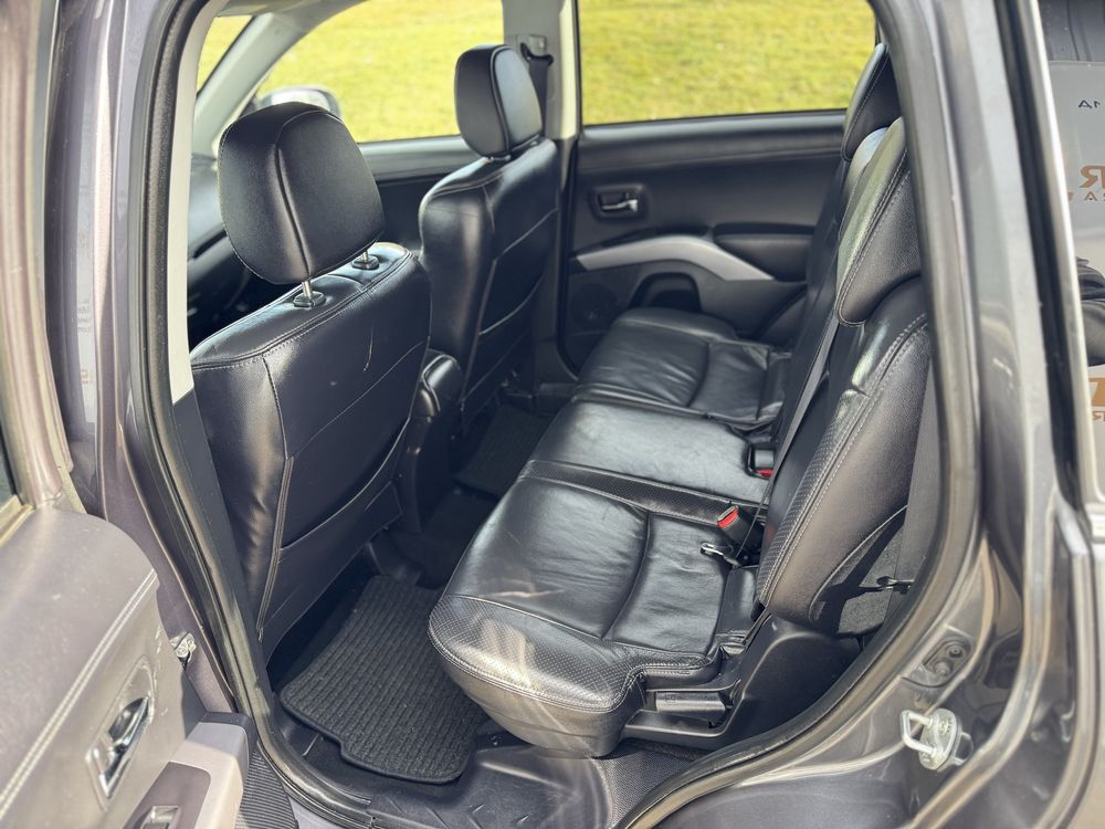 Mitsubischi Outlander 2.2 d 4*4 avtomat з Швейцарії