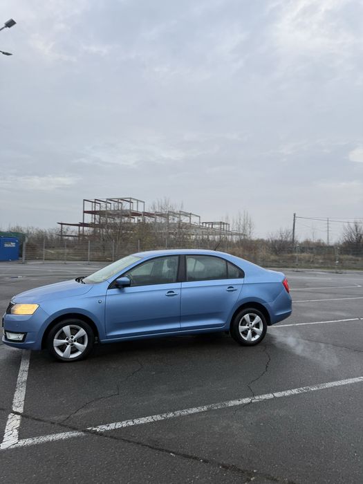 Шкода рапид автомат один хозяин с салона