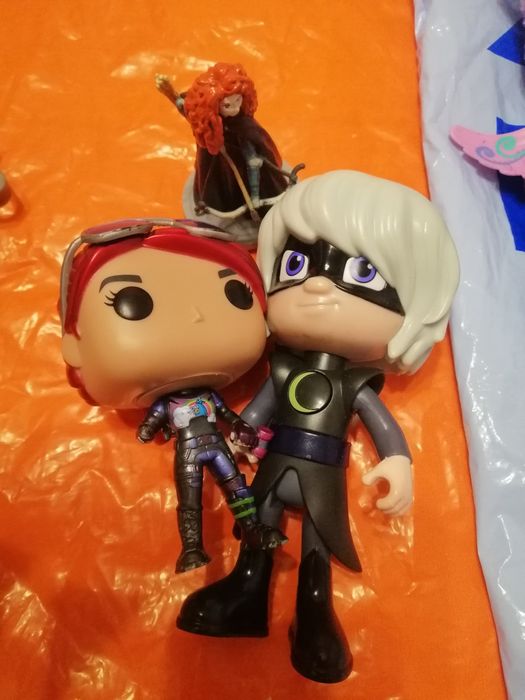 Интерактивная игрушка Hatchimals. Фигурка Funko POP! Герои в масках.