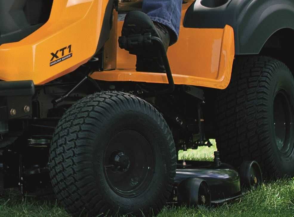 Traktorek Ogrodowy Kosiarka CUB CADET XT1 OR95