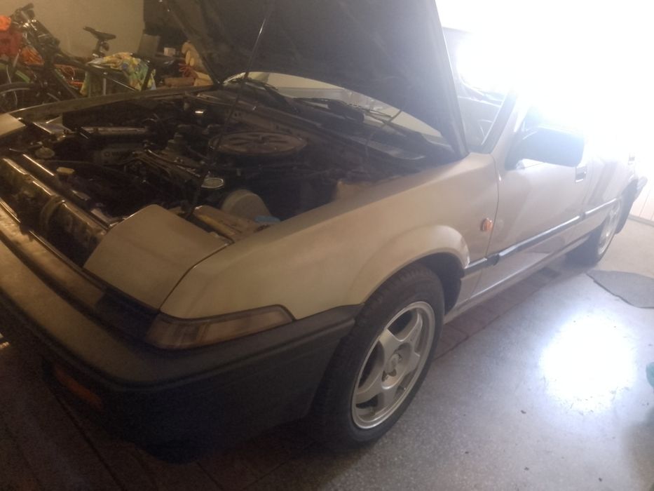 Honda Integra 1 gen zdrowa jeździ bdb
