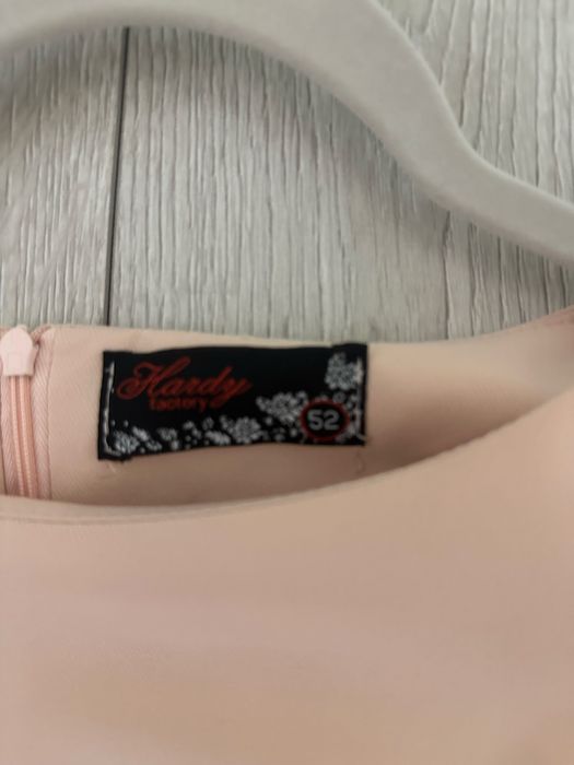 Сукня з квітковим принтом