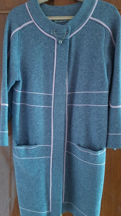 )Кардиган  (парка) нова