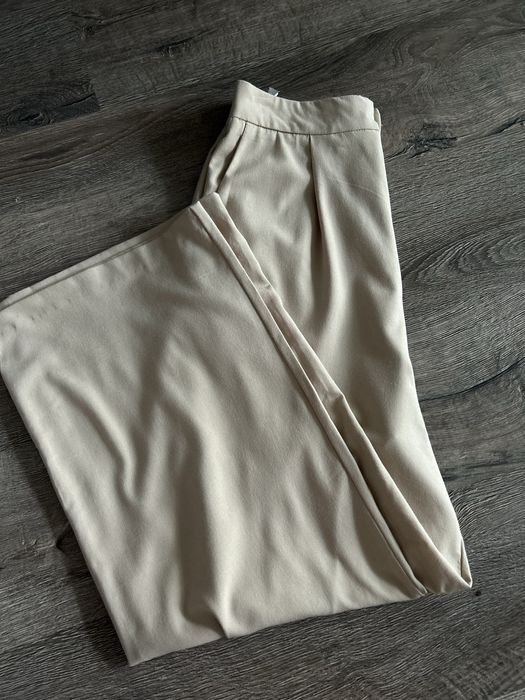 Штани брюки бежеві stradivarius l