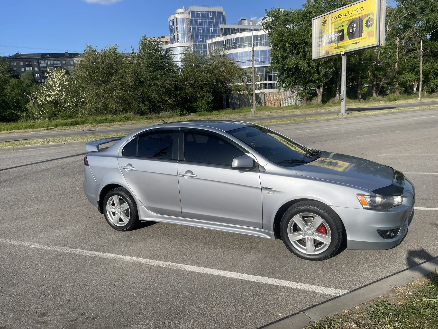 Продам Mitsubishi Lancer 10