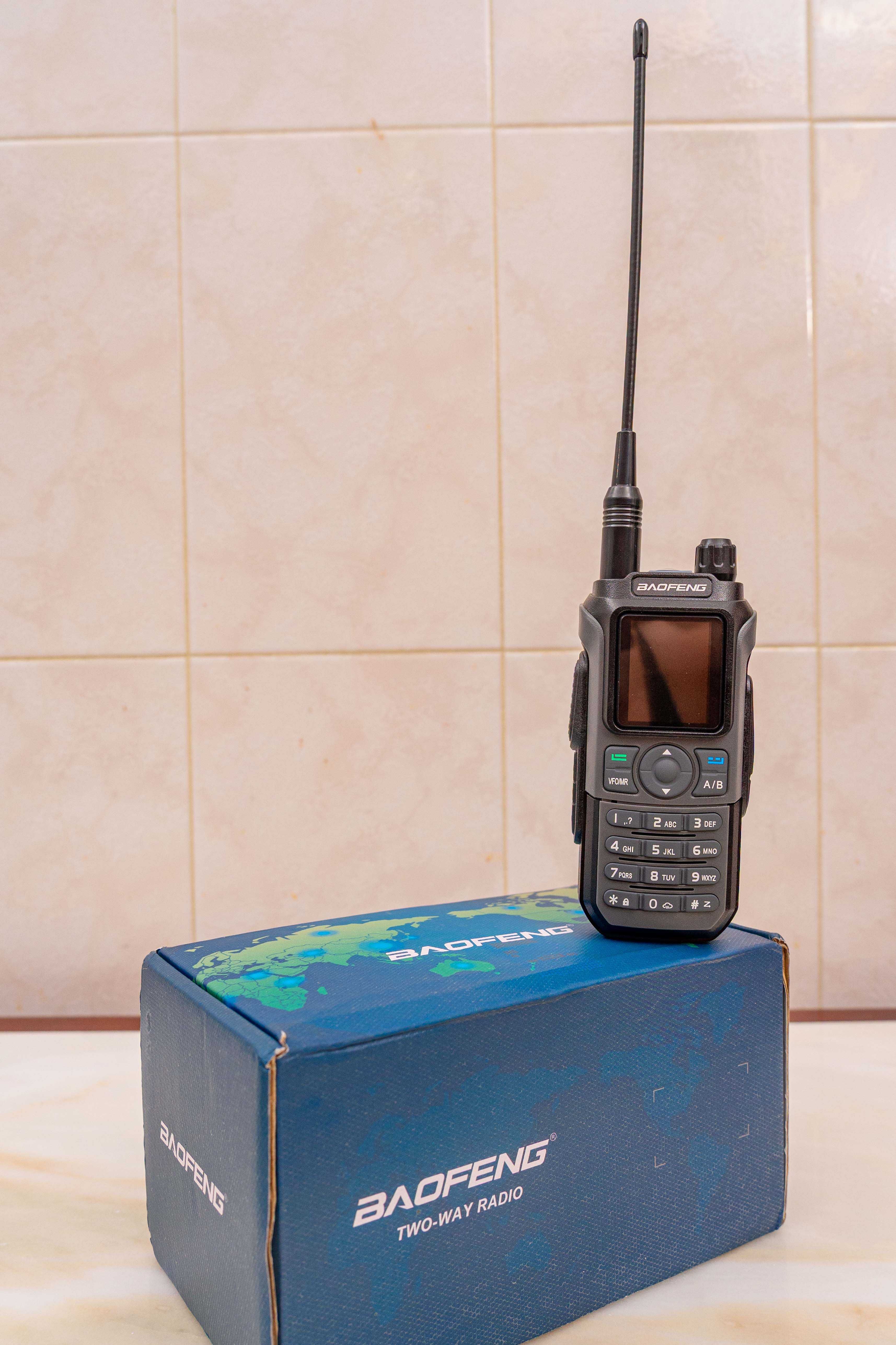 Radio amador tribanda! Baofeng BF-21M de 6W, Versão Bluetooth
Novo.