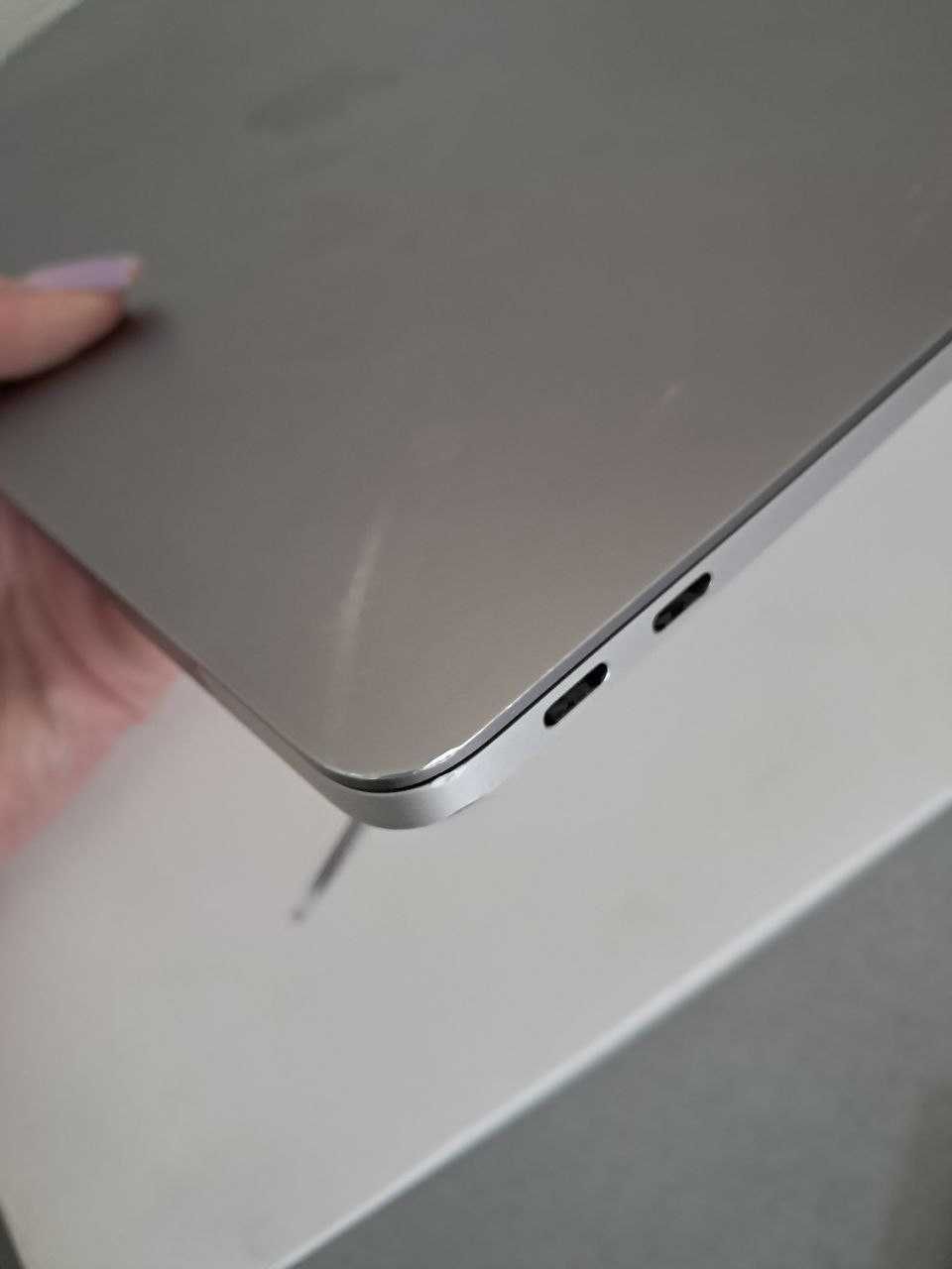 APPLE Apple MacBook Pro 13 A1708 Space Gray 2017 I5/8RAM