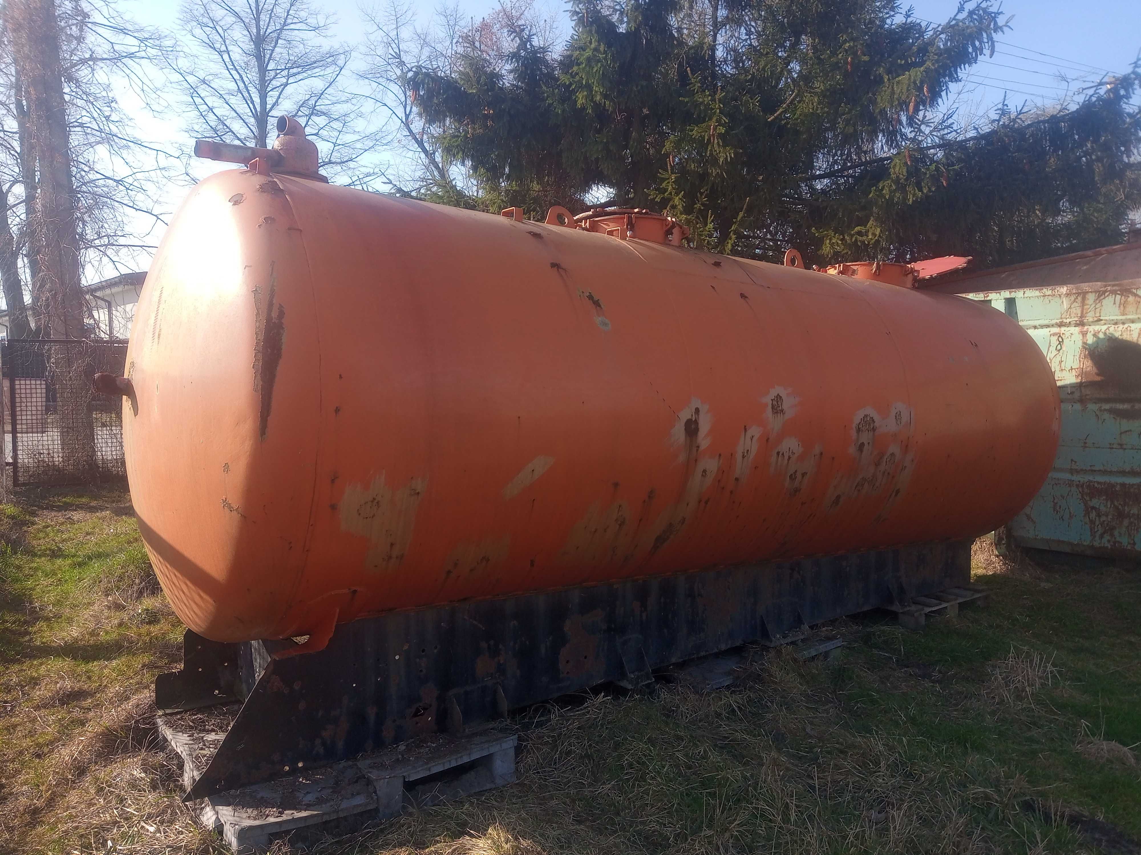 Asenizacyjna beczka 11m3
