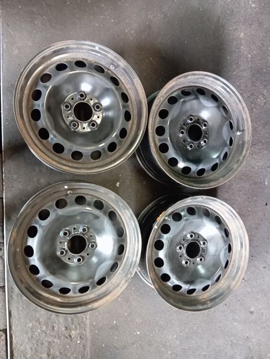 Felgi 7.5Jx17 ET34 BMW X1 E90 E91 Oryginalne Czujniki !