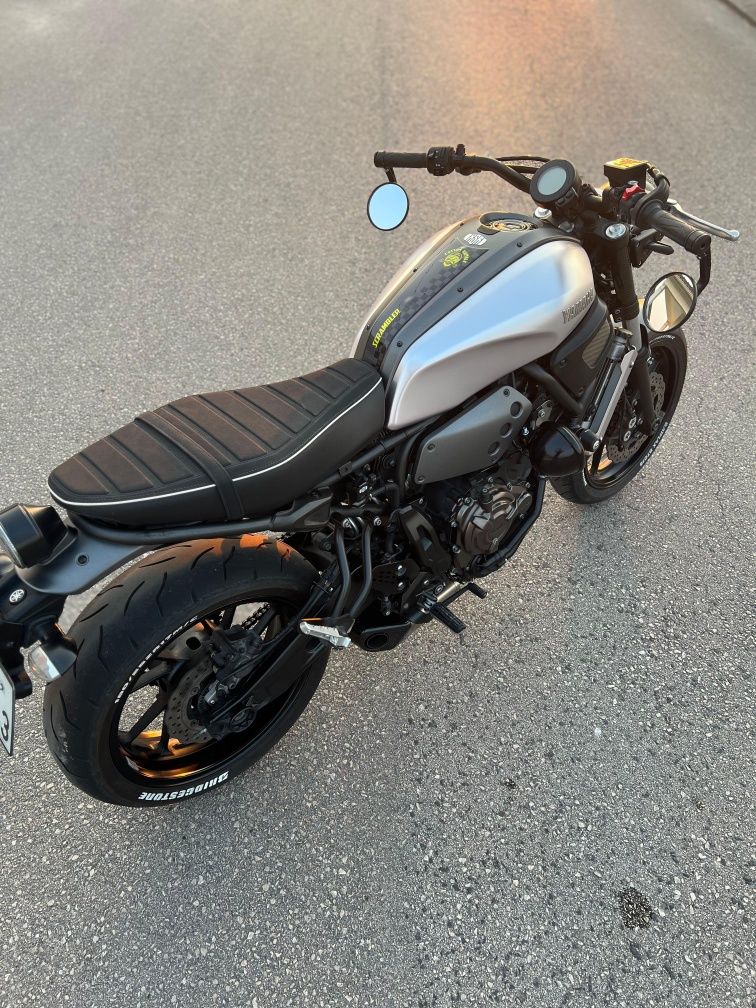 Yamaha XSR 700 leovince