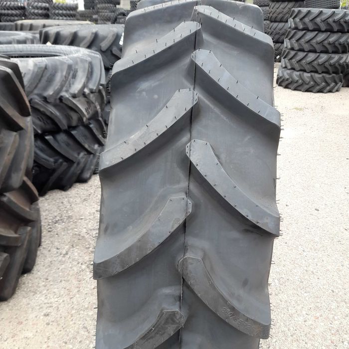 Opona 380/85R28 ( 14.9R28 ) 133D Earth-Pro 853 TL Galaxy