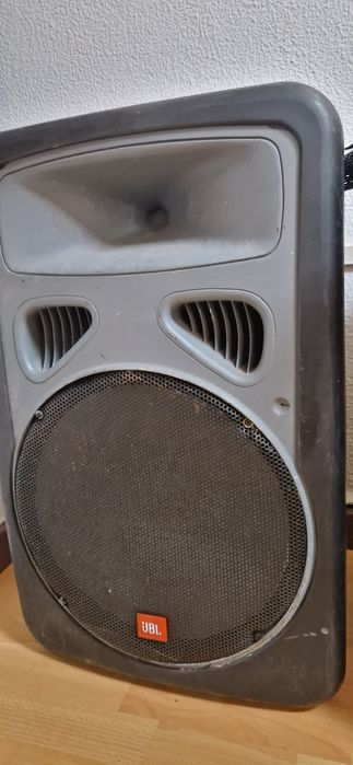 Colunas Jbl Eon Power15