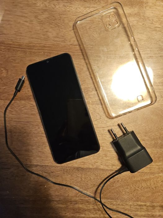 REALME C11 2021 smartfon smartphone telefon  jak nowy  ŁADOWARKA szyb