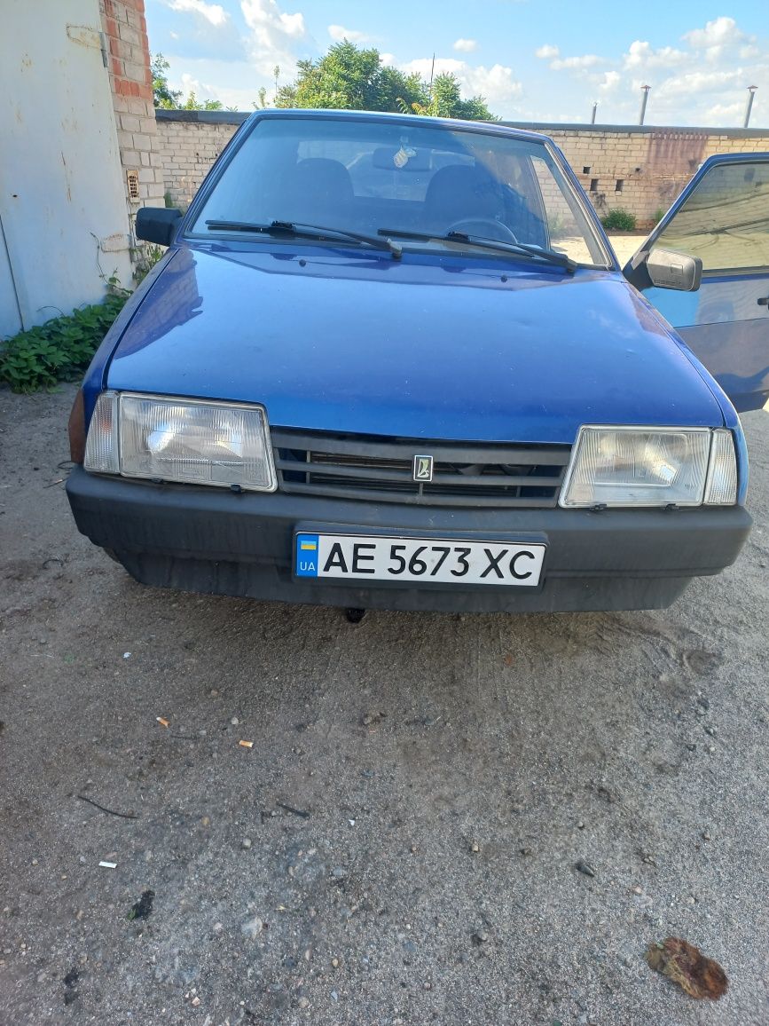 Продам автомобиль Ваз 2109.