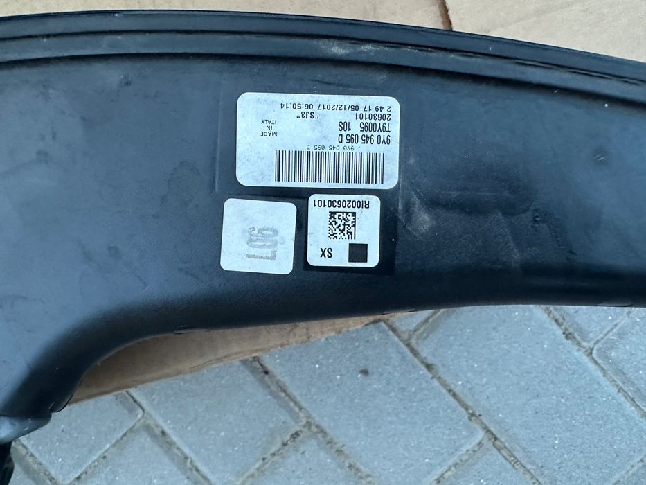 Фонарь задний левый Porsche Cayenne 9Y0945095D