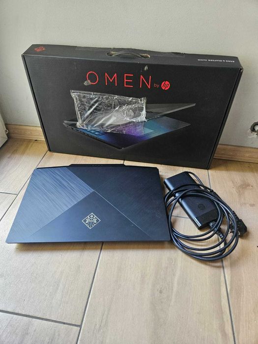 HP OMEN 17-cb1004nw 17,3" 144Hz i7-10750H RTX2060 16GB 512SSD W11