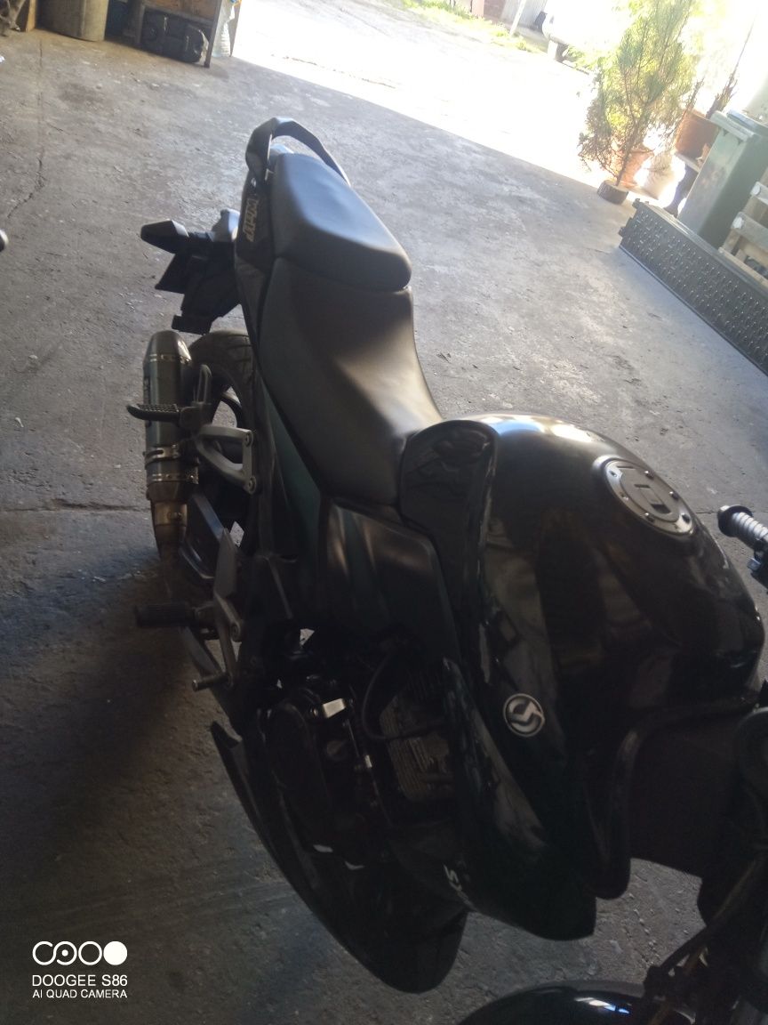 Estou vendendo uma moto SYM Wolf