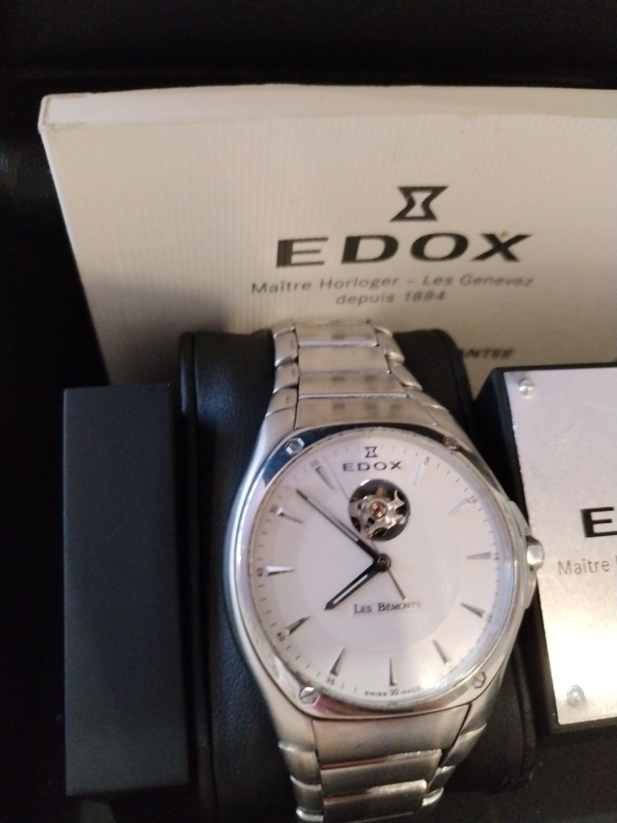 Часы, Годинник Швейцарія Edox