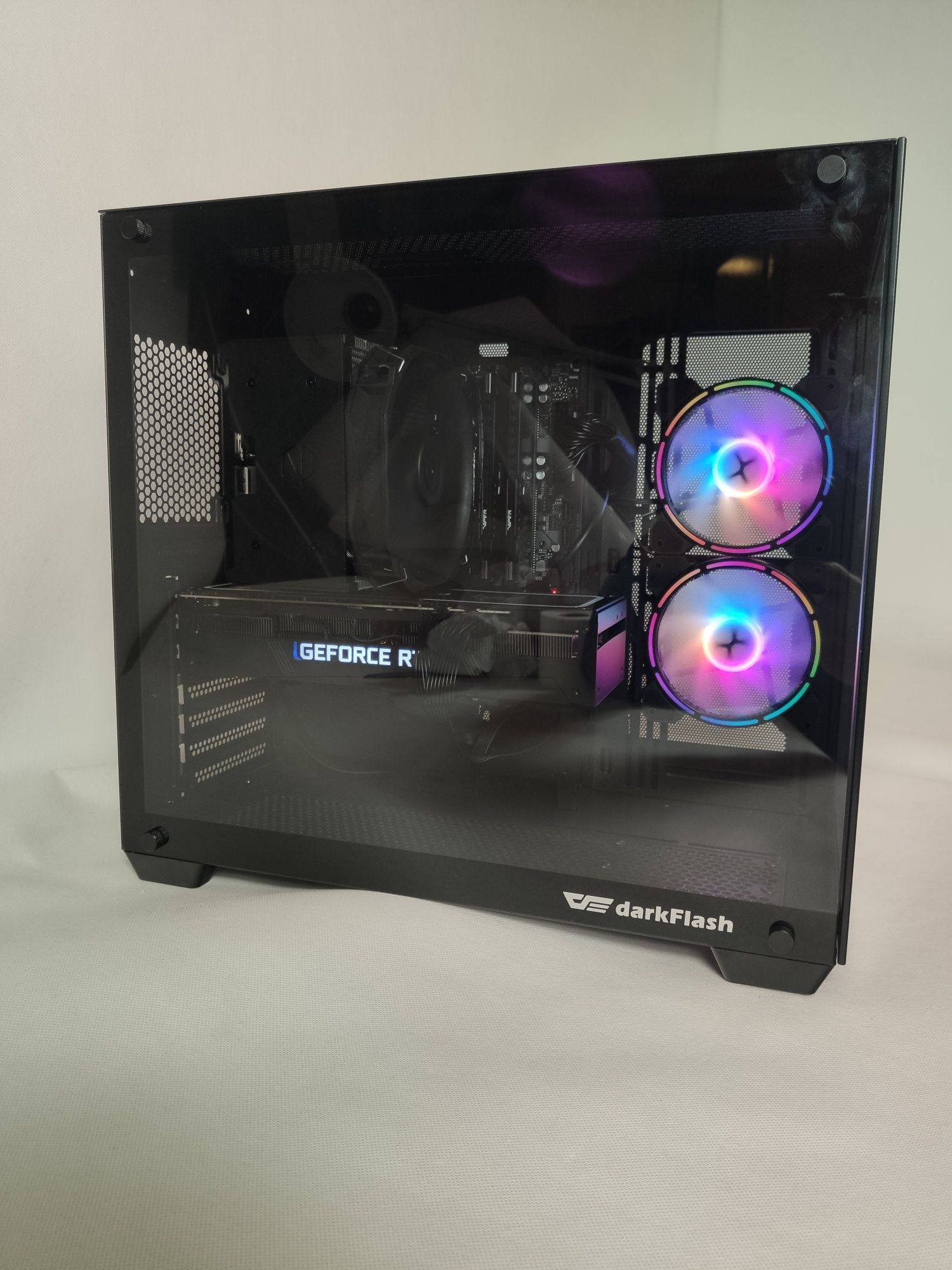 Komputer Gamingowy i7-13700, RTX 5070, 32 GB,SSD,Win 11,USDT