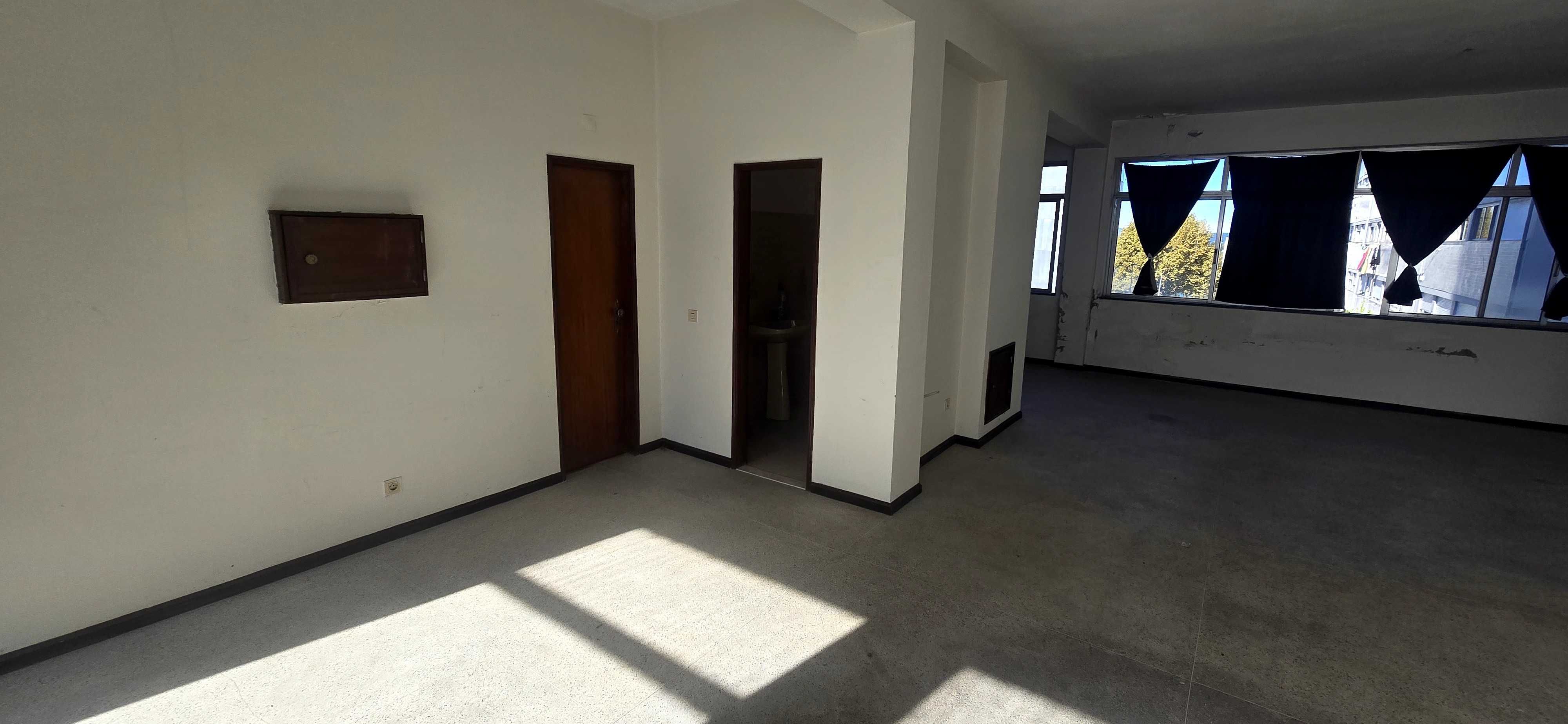 Loja em Braga na zona da Estação