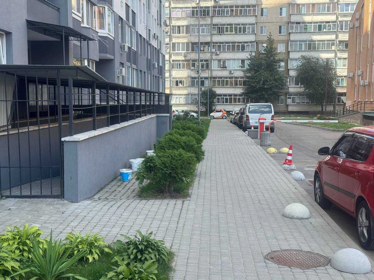 Продам  квартиру 91 м2,під бізнес,офіс , ЖК Атлант Петлюри 21 б,без %