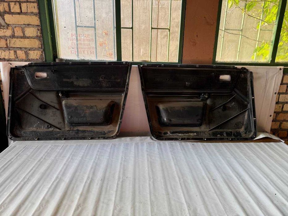 Продам карти дверей audi 100 c3 1986 2.3 бензин