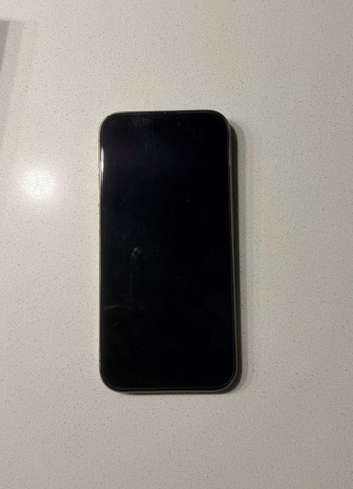 iPhone 15 Pro 256 GB Titânio