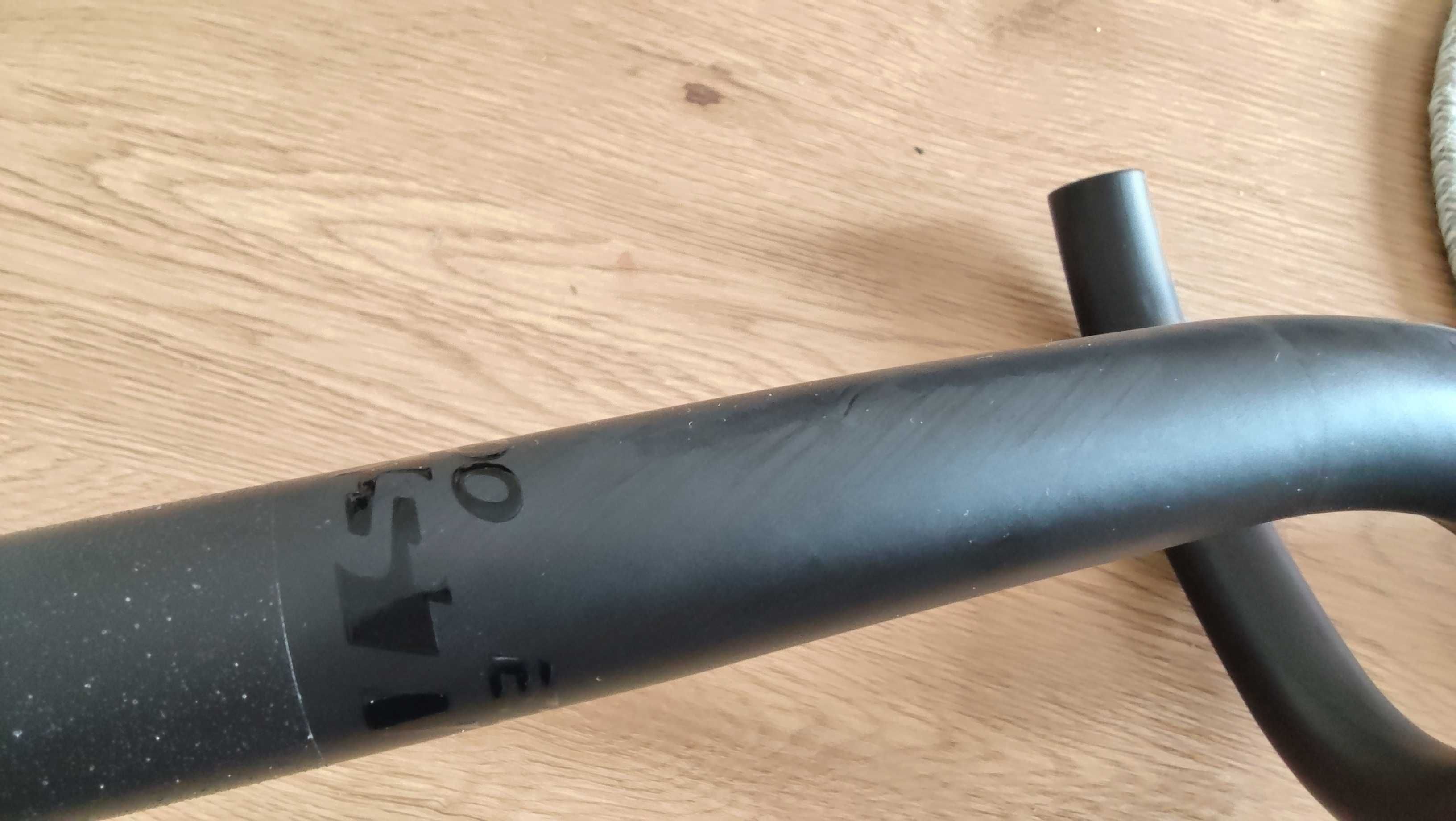 Kierownica szosowa  Easton E 100  najwyższy model