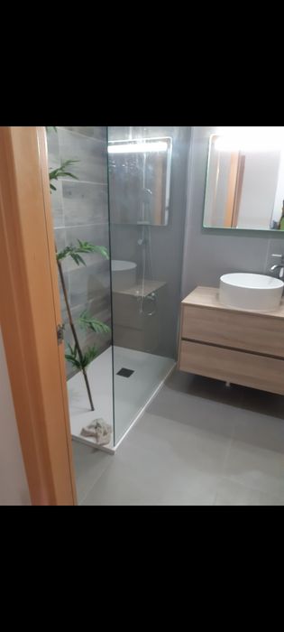 Fazemos reparacoes em casas particulares