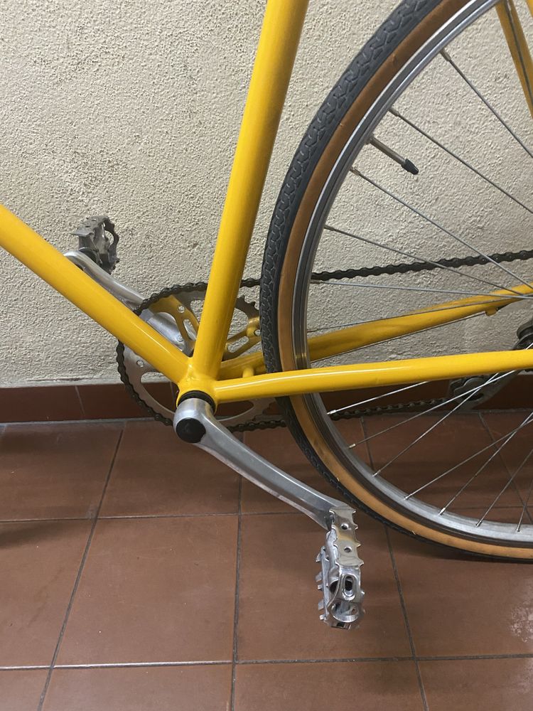 Bicicleta Mayal restaurada e modificada