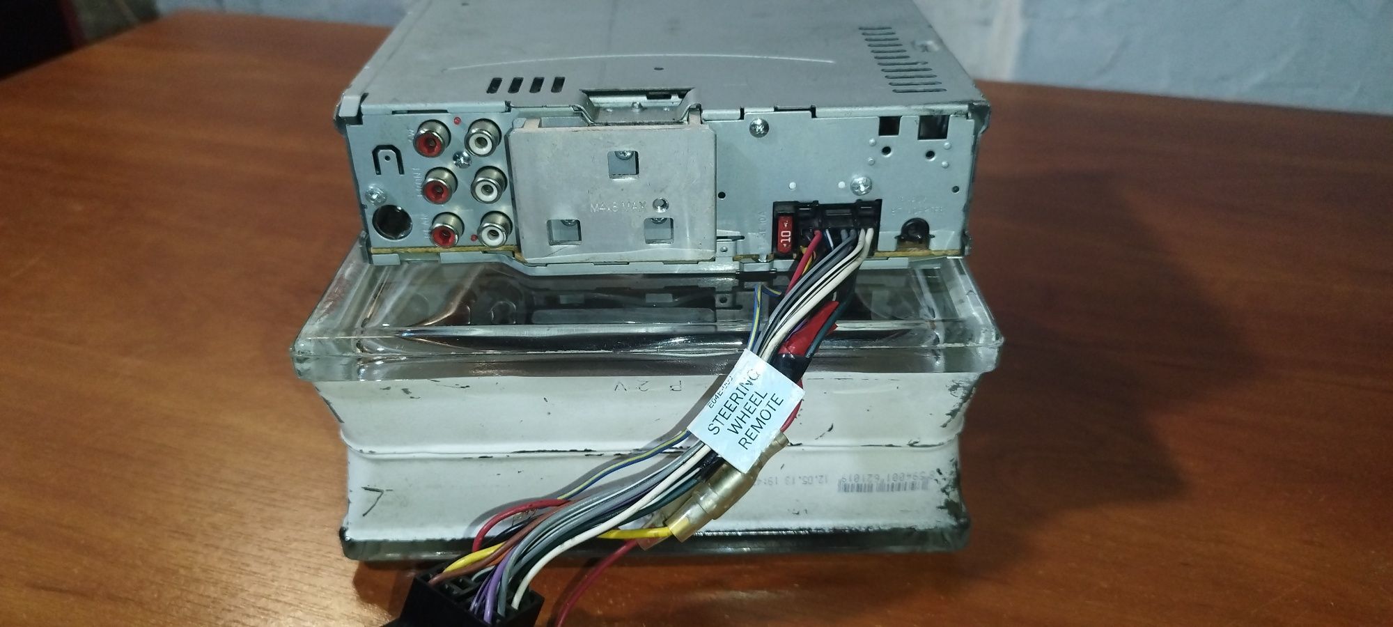 Radio JVC(4x50) + Głośniki samochodowe Pioneer TS-G1710F
JVC KD-R621
